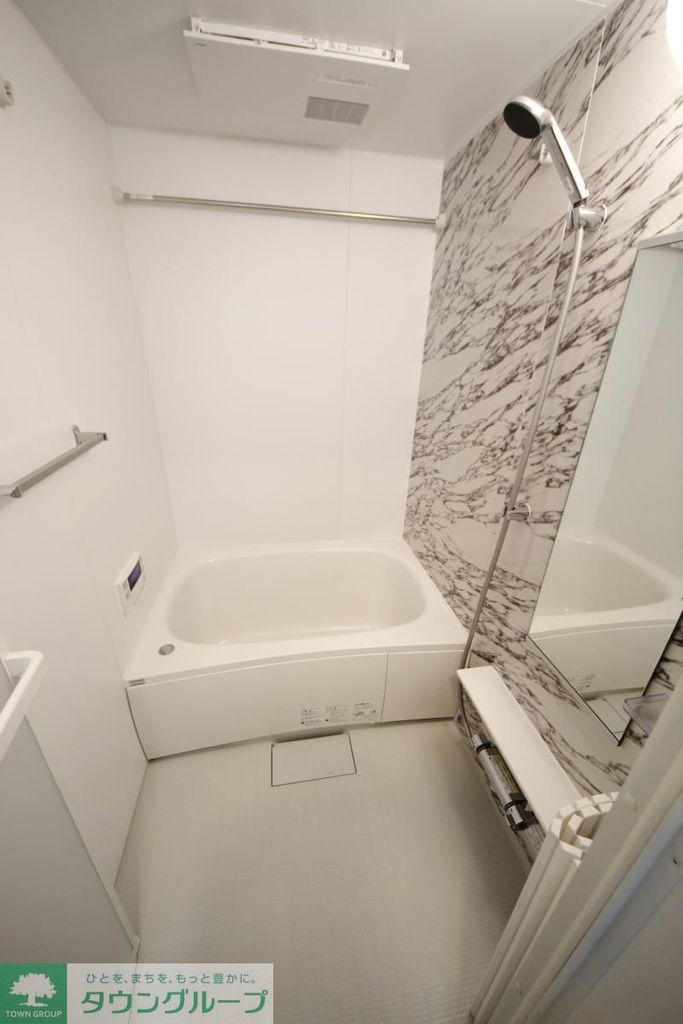 バス・シャワールーム　バス