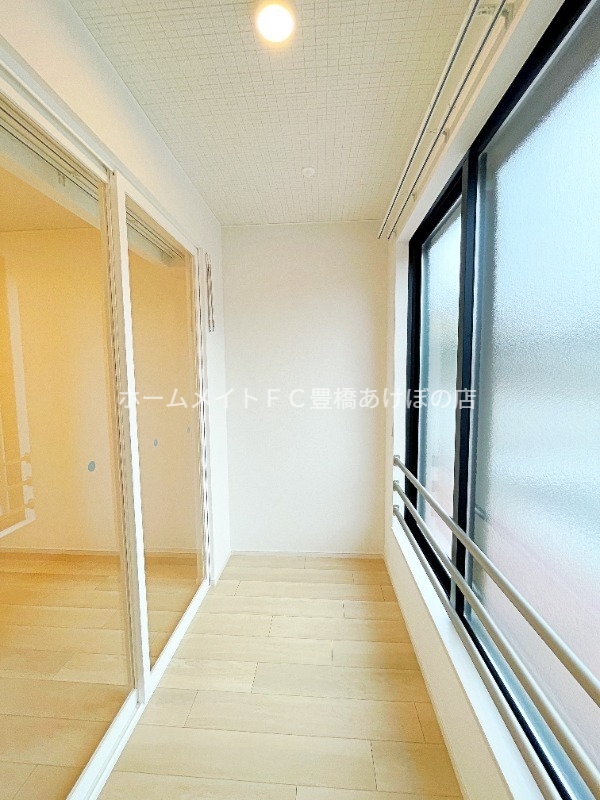 バルコニー　同型完成モデル