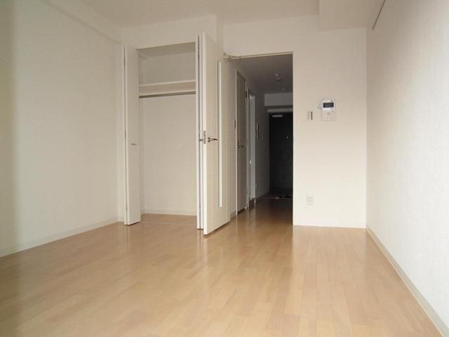 居室・リビング　フローリング洋室