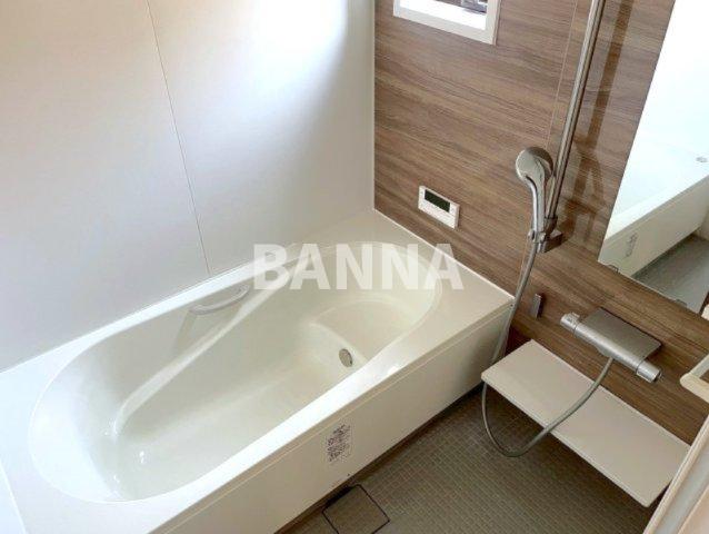 バス・シャワールーム　●修繕・ルームクリーニング前