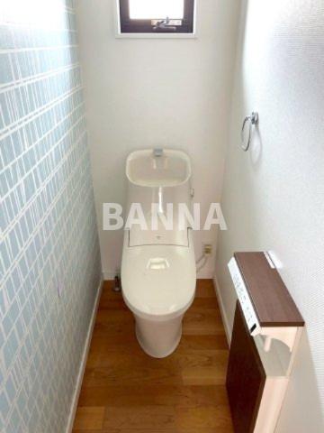 トイレ　●修繕・ルームクリーニング前