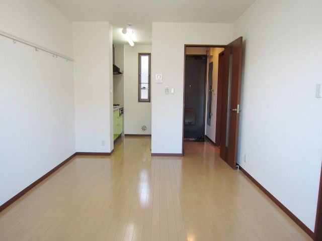 居室・リビング　★７．１帖のお部屋で広々生活できますね★