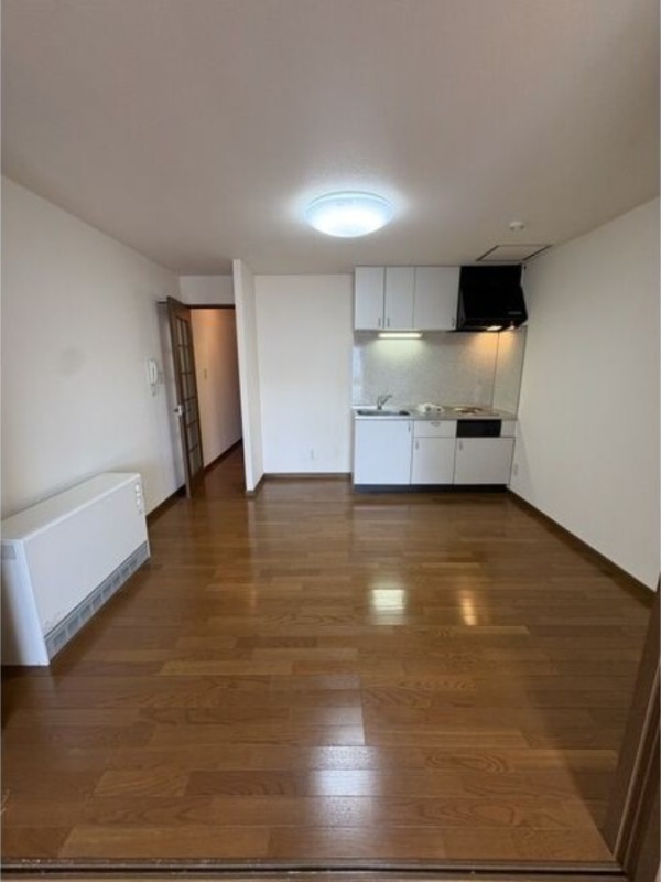 居室・リビング　別号室の画像です。