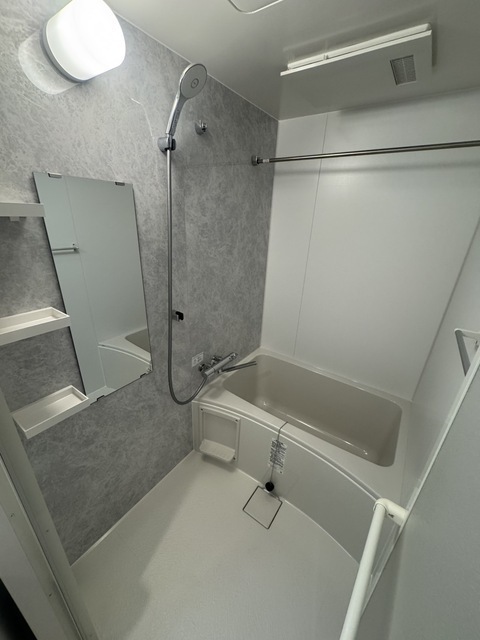 バス・シャワールーム　別号室の写真です