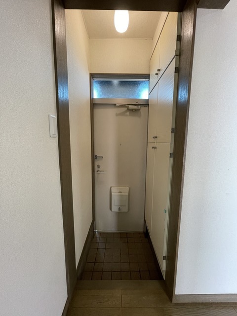 玄関　別室参考写真になります。