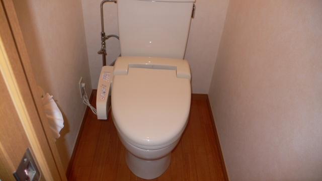 トイレ　落ち着いたトイレです