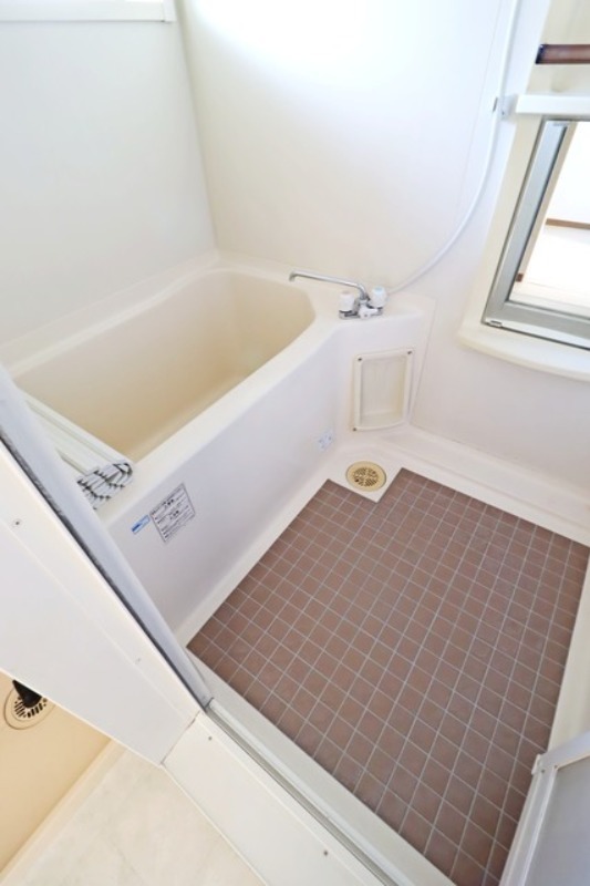 バス・シャワールーム　図面と現状に相違がある場合には現状を優先