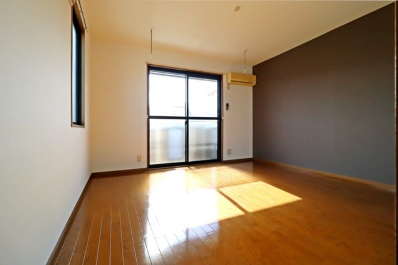 居室・リビング　図面と現状に相違がある場合には現状を優先