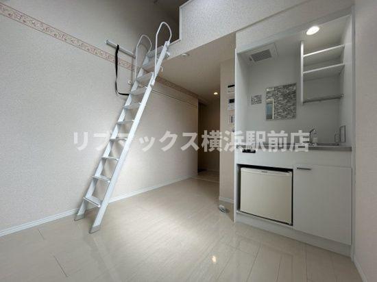 居室・リビング　家電等付帯しません