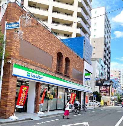 コンビニ　ファミリーマート 川崎溝口中央店（コンビニ）まで123m