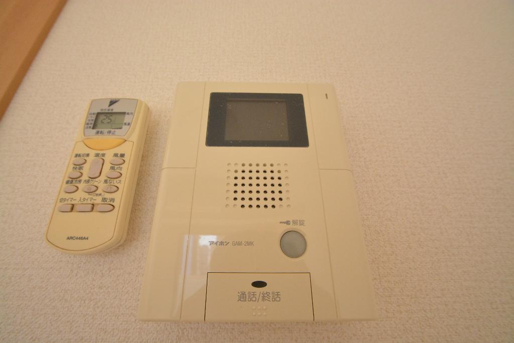 セキュリティ　カメラ付インターホン