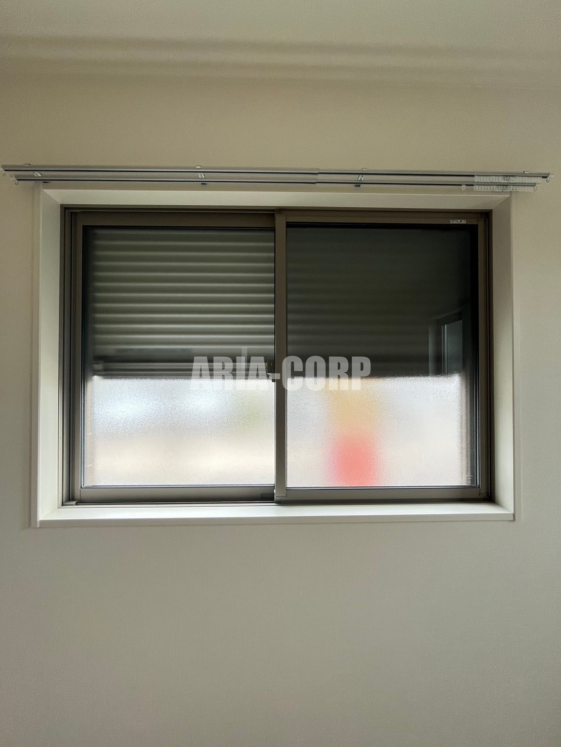 その他設備　外出時や夜間に安心の防犯シャッター付き♪