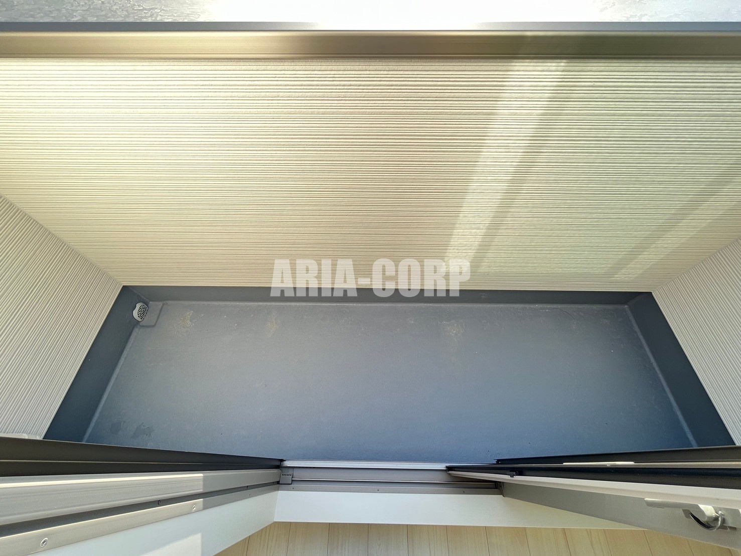 バルコニー　日当たり良好な広々としたバルコニーです♪