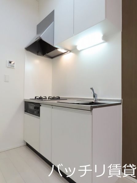 キッチン　同型タイプの為、現状を優先致します。