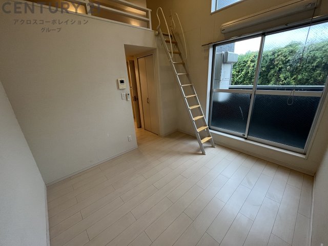 居室・リビング　エアコン付きで初期費用を抑えたい方にもおすすめです。