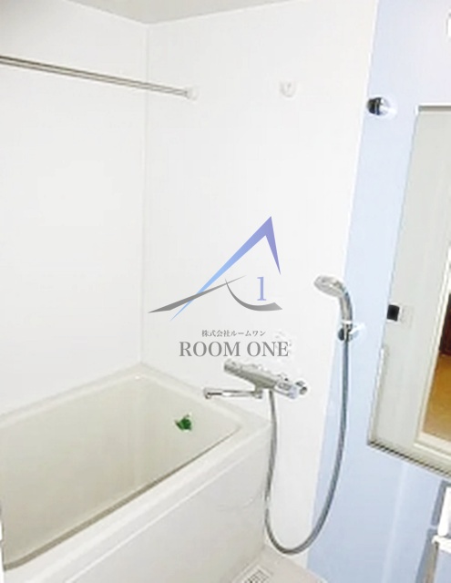 バス・シャワールーム　お風呂です。