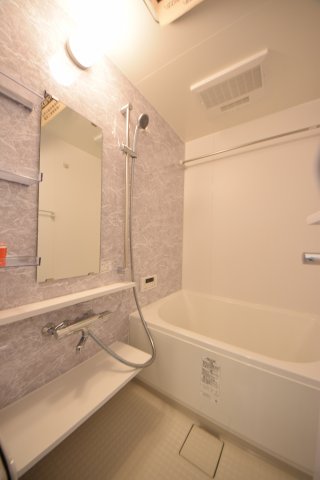 バス・シャワールーム　リアライズ小路駅前　バスルーム