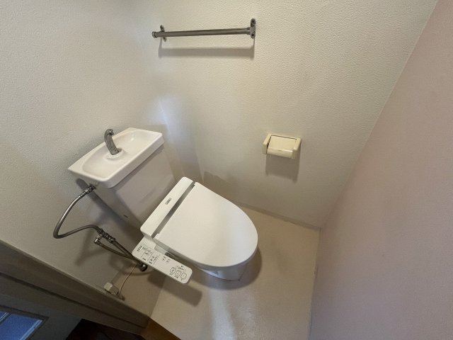 トイレ　参考写真