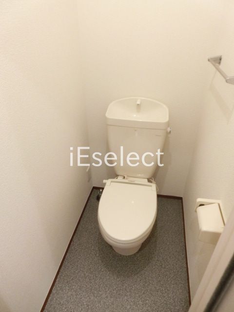 トイレ　暖房便座で温かいです♪