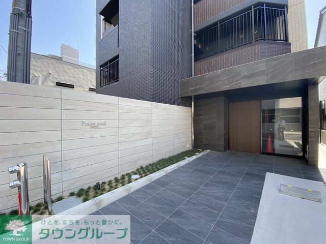 エントランス　エントランス