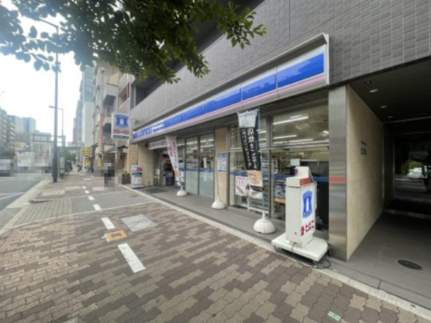 コンビニ　ローソン大阪城北詰駅前店（コンビニ）まで455m