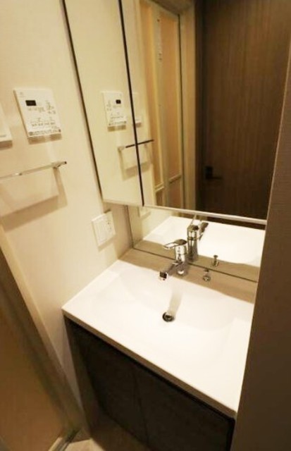 洗面設備　同仕様写真