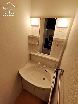 洗面設備　洗面台が広くて使いやすいです