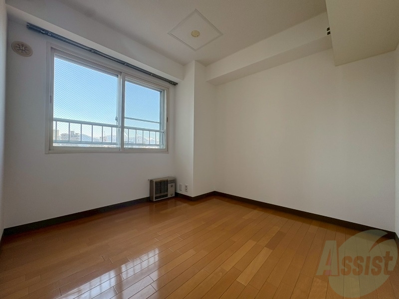 その他部屋・スペース　寝室です。部屋をどう使うかはあなた次第です！