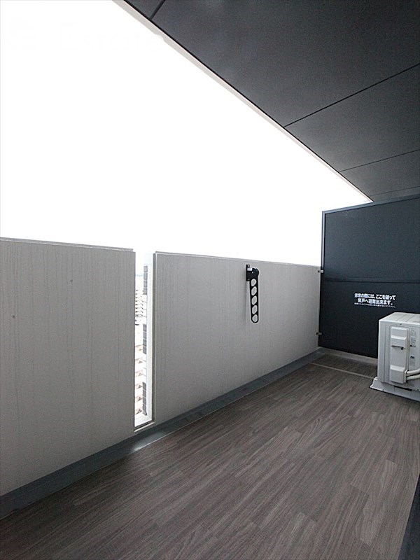 バルコニー　バルコニー