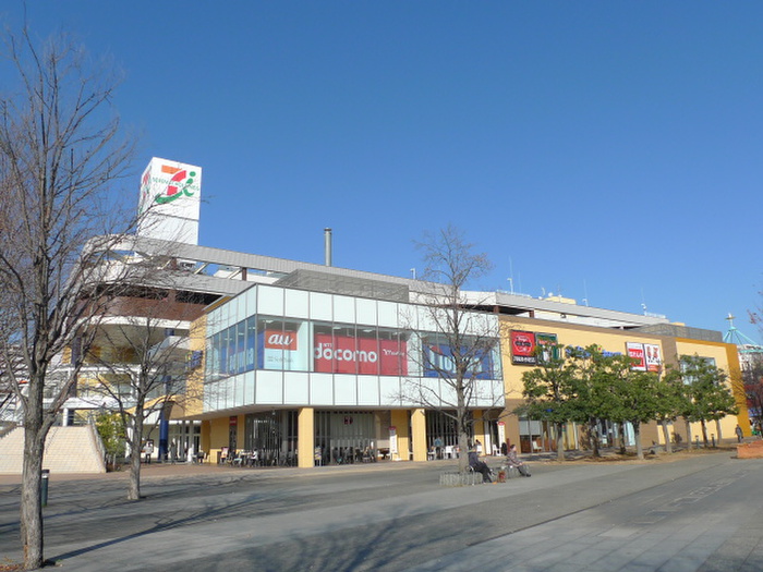 ショッピングセンター　ステラタウン（ショッピングセンター）まで720m