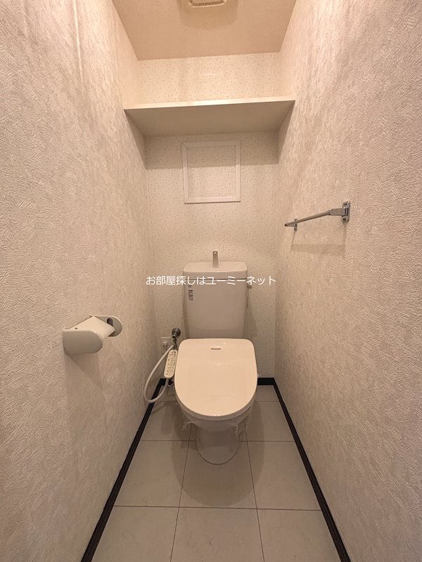 トイレ　※201号室写真。現況と相違がある場合は現況を優先とします。