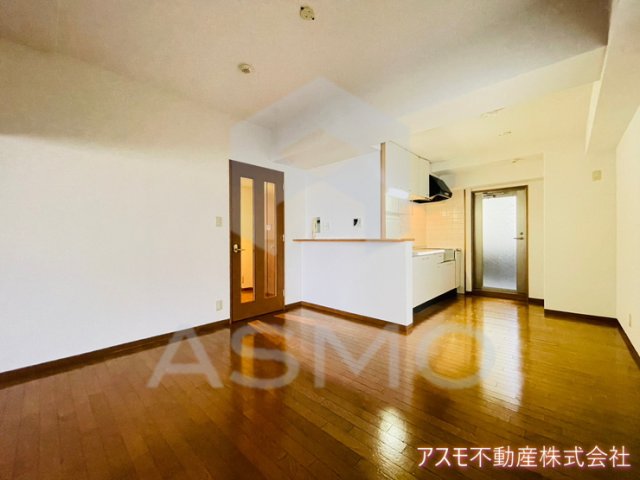 居室・リビング　同マンション別部屋　参考写真