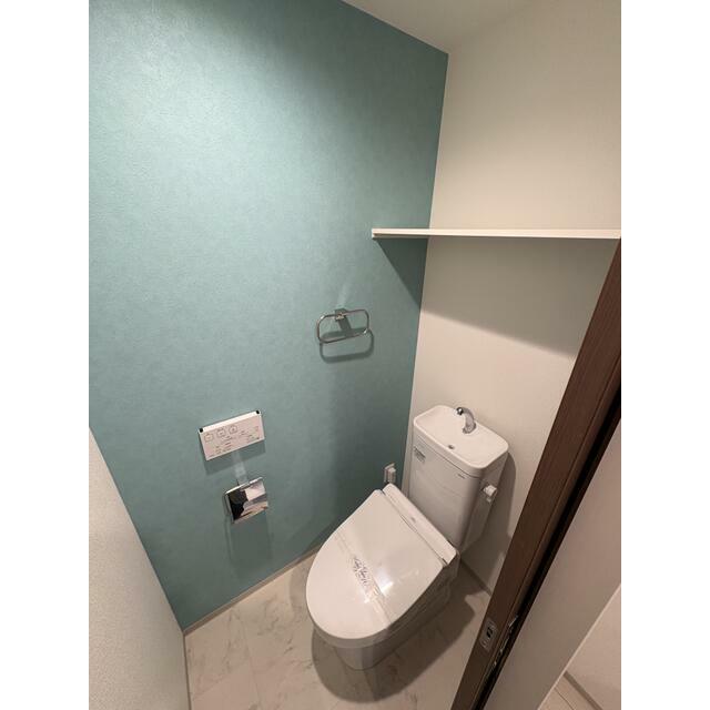 トイレ　温水洗浄便座