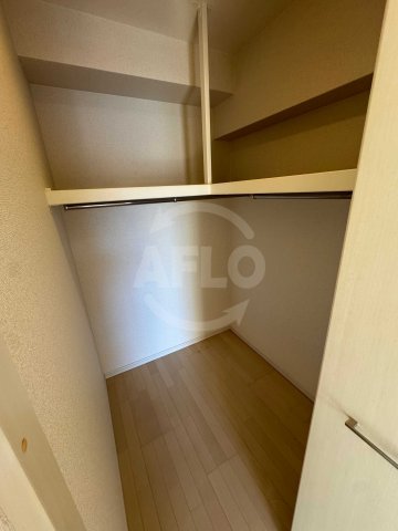 収納　アルチコンテント新高　ウォークインクローゼット