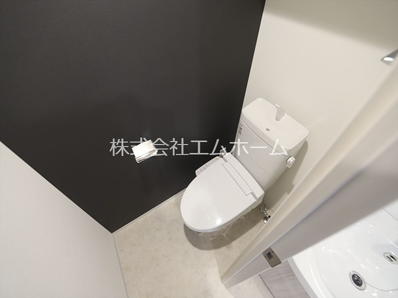 トイレ　温水洗浄便座付トイレ
