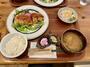 飲食店　ゲンセンソザイ商店 イスウ（飲食店）まで666m