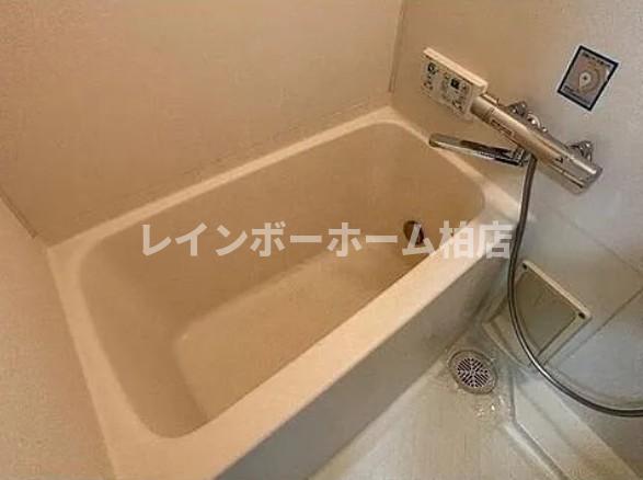 バス・シャワールーム　追い焚き機能があります