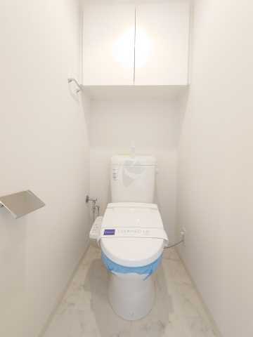 トイレ　レジディア高円寺