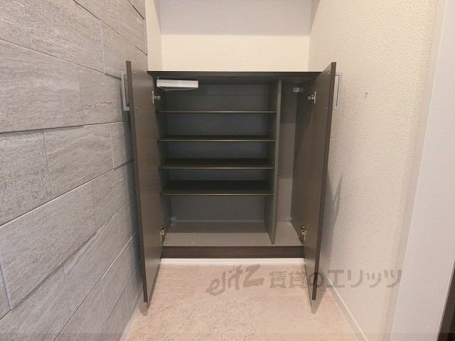 その他設備　下駄箱