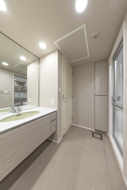 洗面設備　※写真は同タイプ住戸です。