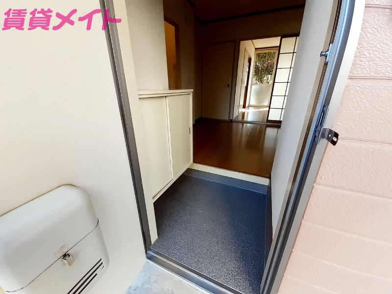 玄関　反転タイプ参考写真