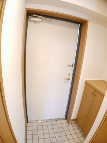 玄関　明るい玄関です
