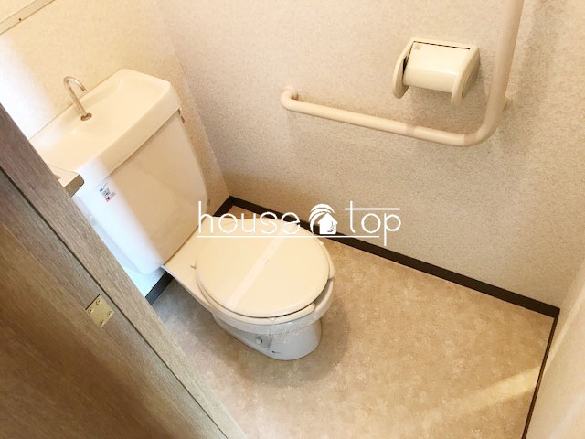トイレ　フレシア西宮（ＪＲ西宮駅）