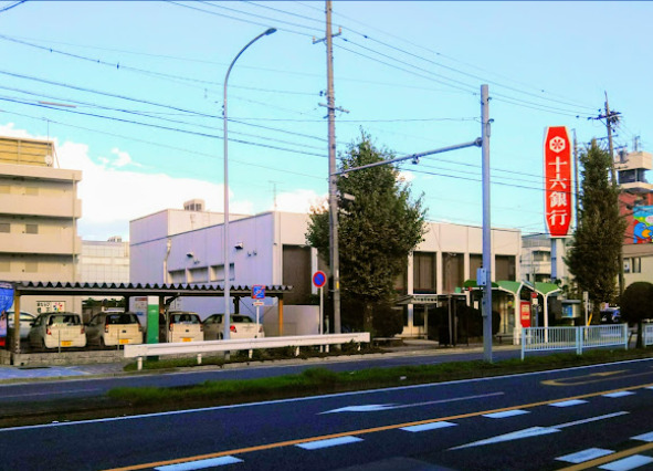 銀行　十六銀行小田井支店（銀行）まで452m