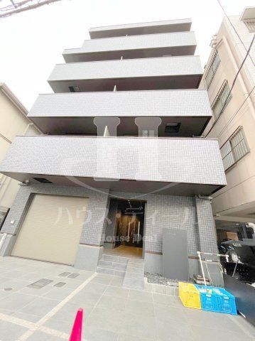 建物外観　落ち着いた雰囲気の外観です
