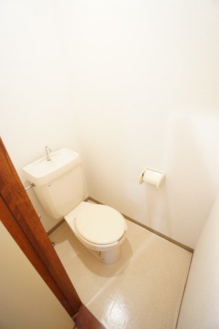 トイレ　※同物件・同タイプの写真です。