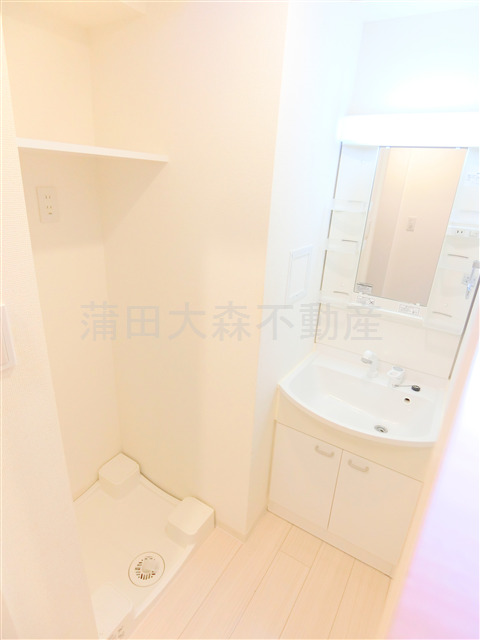 洗面設備　洗面脱衣所　独立洗面台　洗濯機置き場