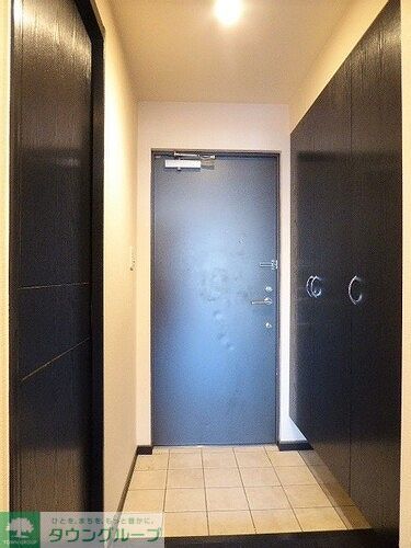 玄関　お部屋探しは株式会社　タウンハウジング　までお気軽にお問合…