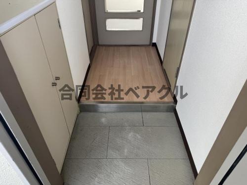 玄関　落ち着いた玄関です