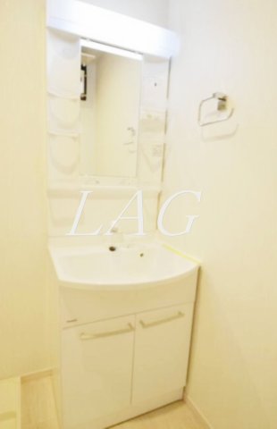洗面設備　独立洗面台です。